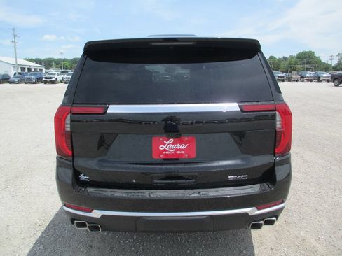 New 2026 GMC Yukon XL Denali w/ Denali Reserve Package AWD/4WD image 5