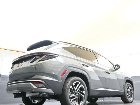 New 2026 Hyundai Tucson Limited image 40