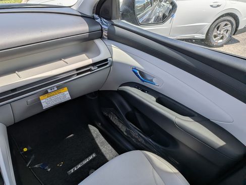 New 2026 Hyundai Tucson SEL Plus FWD image 19