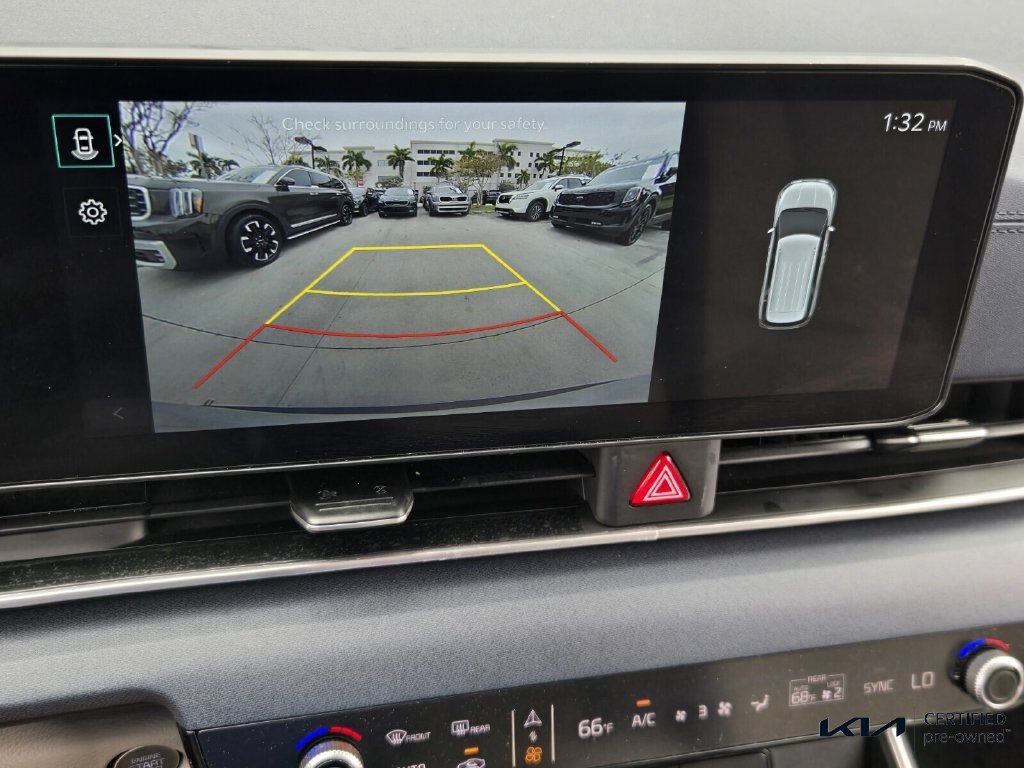 Certified 2025 Kia Carnival EX FWD image 22