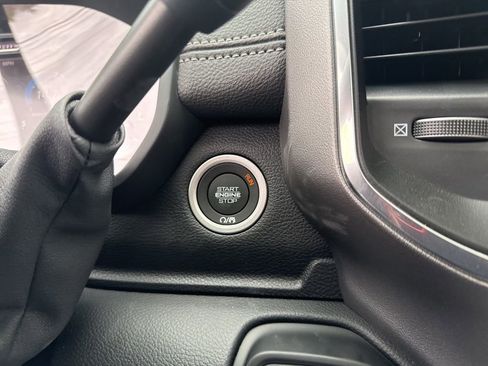 New 2026 RAM 2500 Laramie AWD/4WD image 17