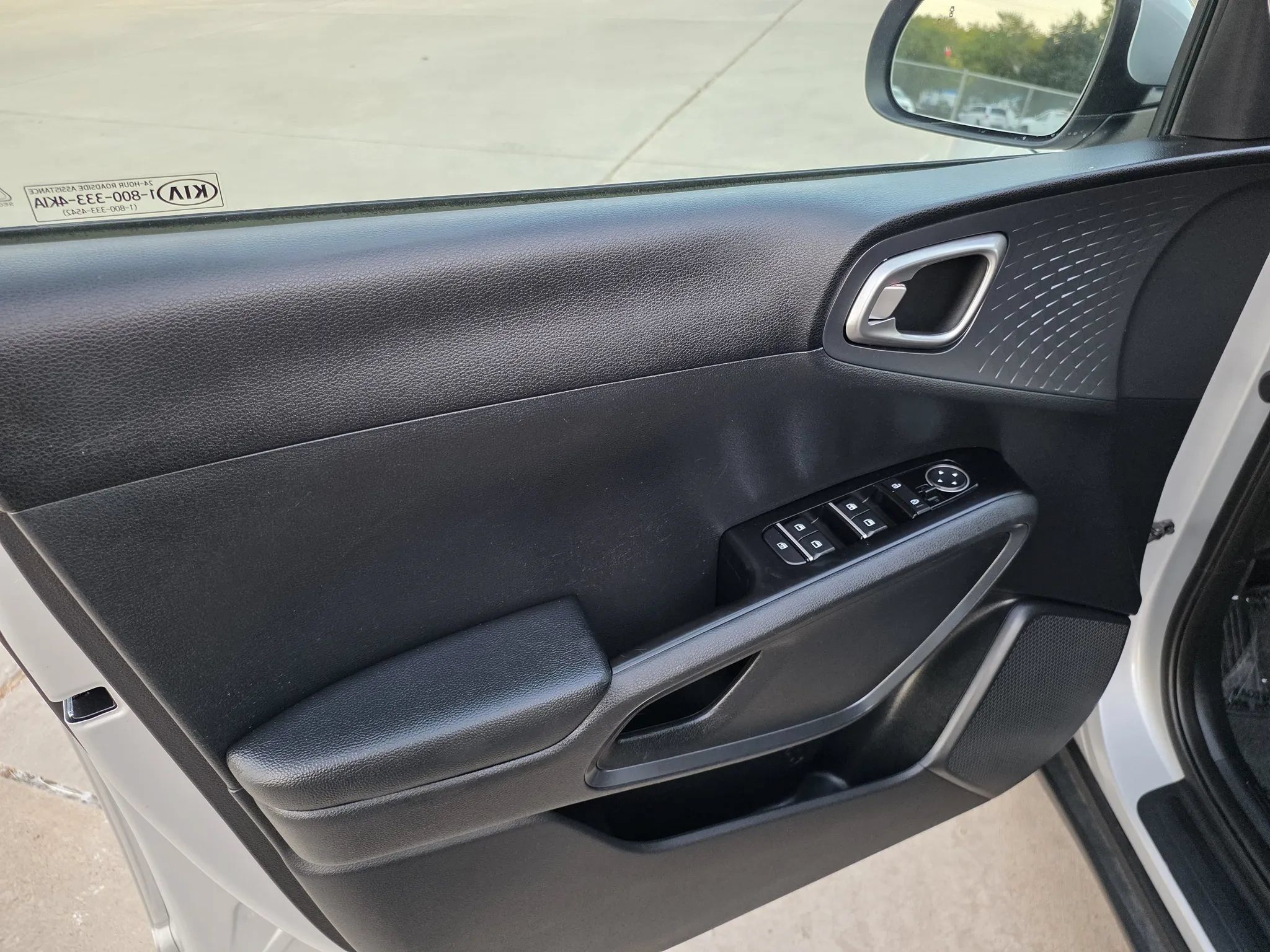Used 2021 Kia Soul S FWD image 14