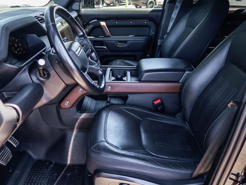 Used 2024 Land Rover Defender 110 X image 19