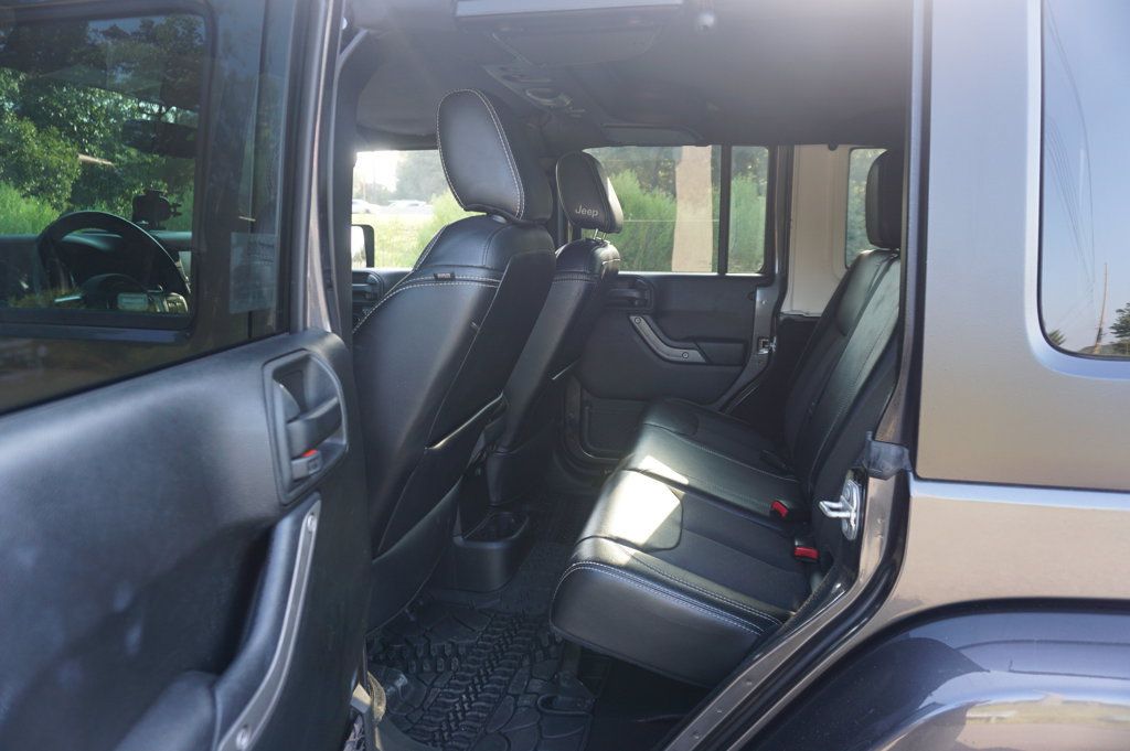 Used 2018 Jeep Wrangler Unlimited Sport AWD/4WD image 10