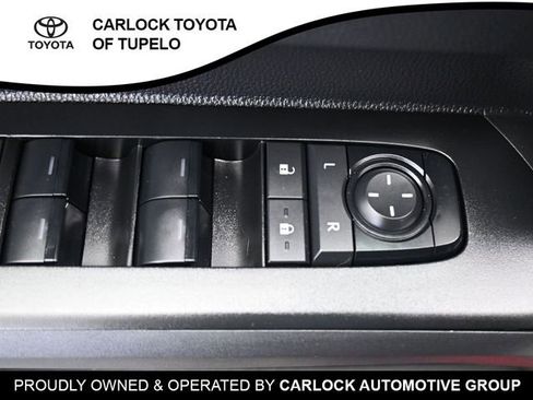 Used 2025 Toyota Tacoma SR image 18