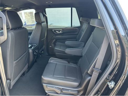 Certified 2024 Chevrolet Tahoe Premier AWD/4WD image 18