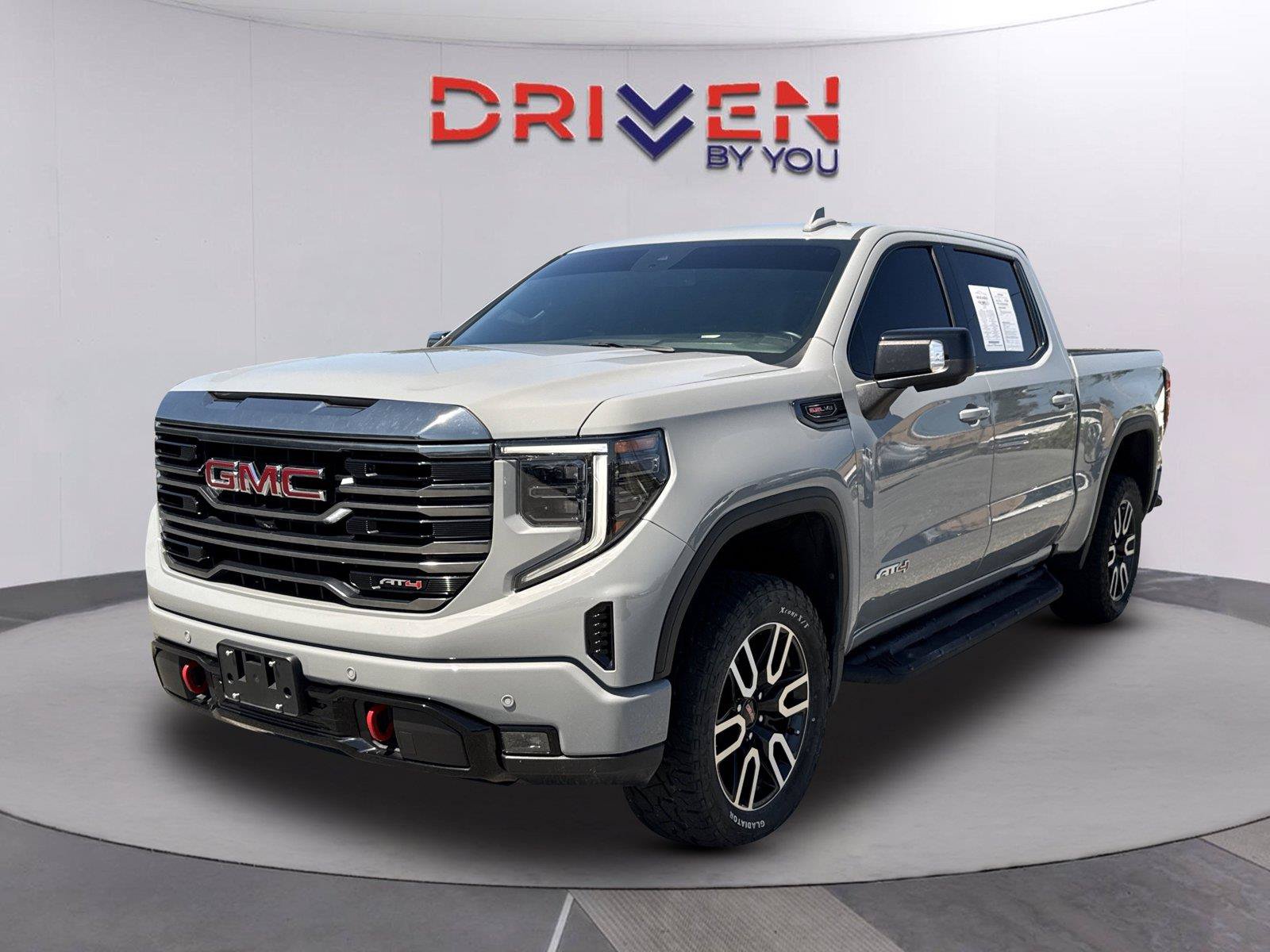 Used 2024 GMC Sierra 1500 AT4 w/ AT4 Preferred Package AWD/4WD image 8