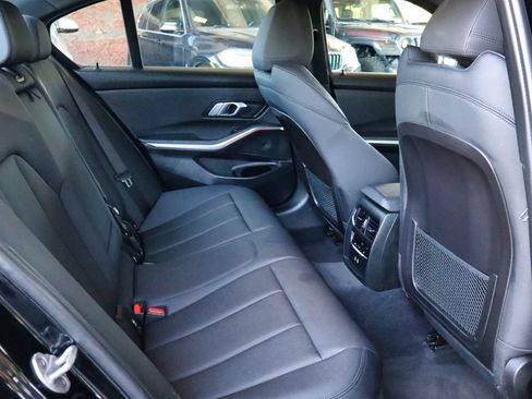 Used 2021 BMW 330i xDrive Sedan w/ Convenience Package AWD/4WD image 40