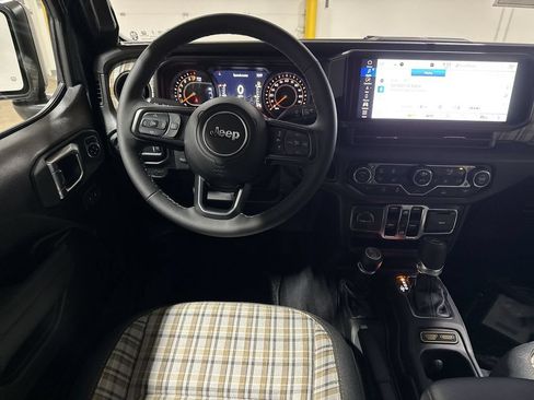 New 2026 Jeep Gladiator Mojave AWD/4WD image 11