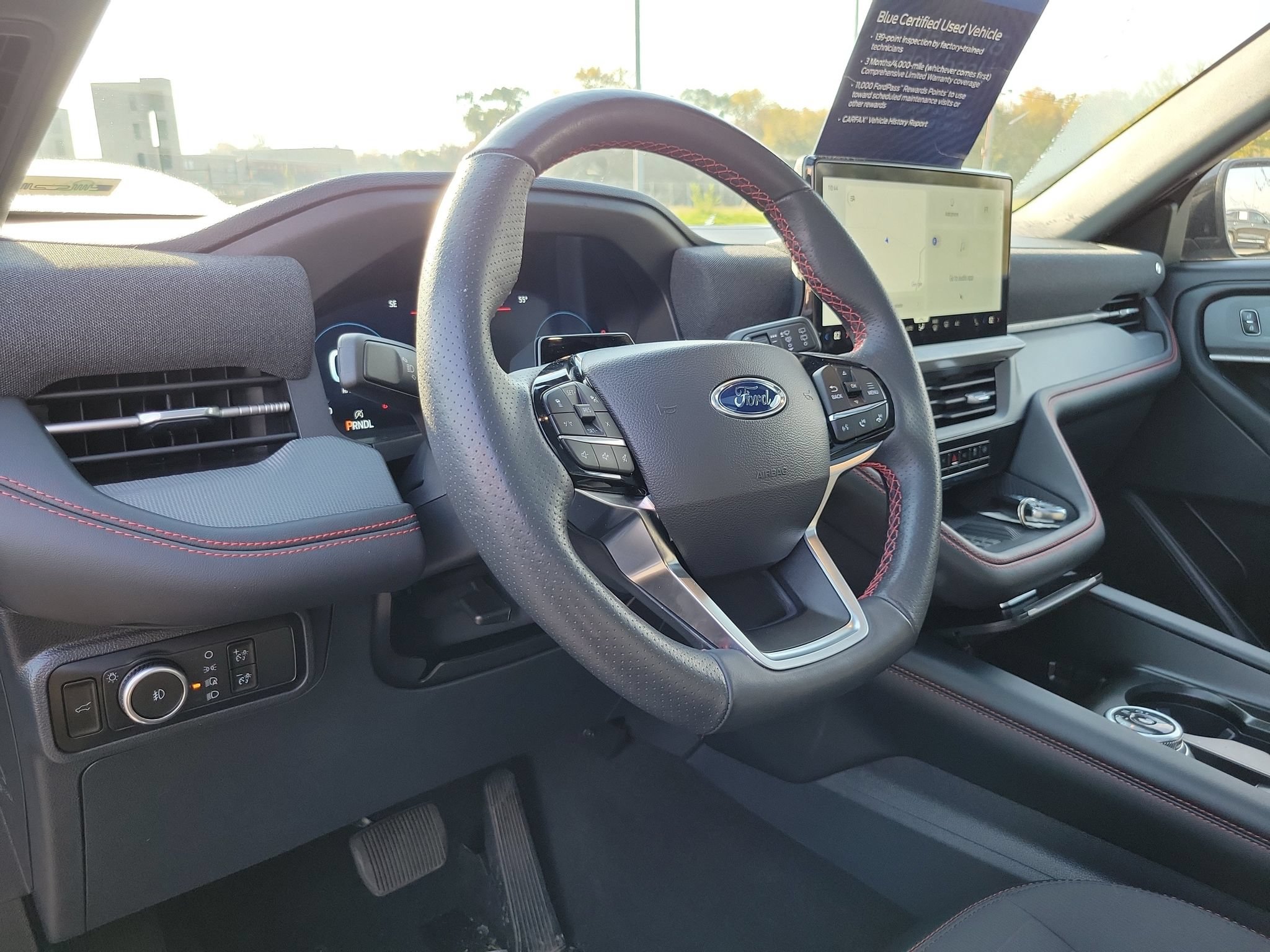 Certified 2025 Ford Explorer ST-Line w/ Premium Package AWD/4WD image 10