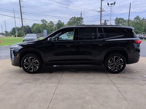 Used 2026 Buick Enclave Sport Touring AWD/4WD image 5