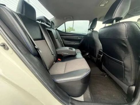 Used 2018 Toyota Corolla SE w/ Carpet Mat Package (TMS) FWD image 14