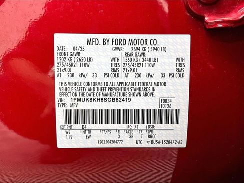 Certified 2025 Ford Explorer ST-Line w/ ST-Line Street Pack image 36