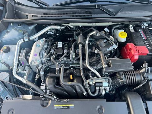 Used 2025 Nissan Sentra SR w/ SR Premium Package image 23