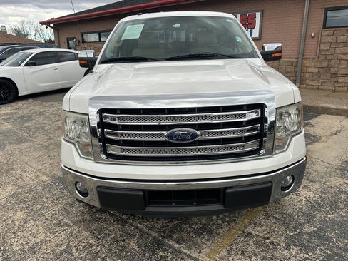 Used 2014 Ford F150 Lariat w/ Lariat Chrome Package image 4