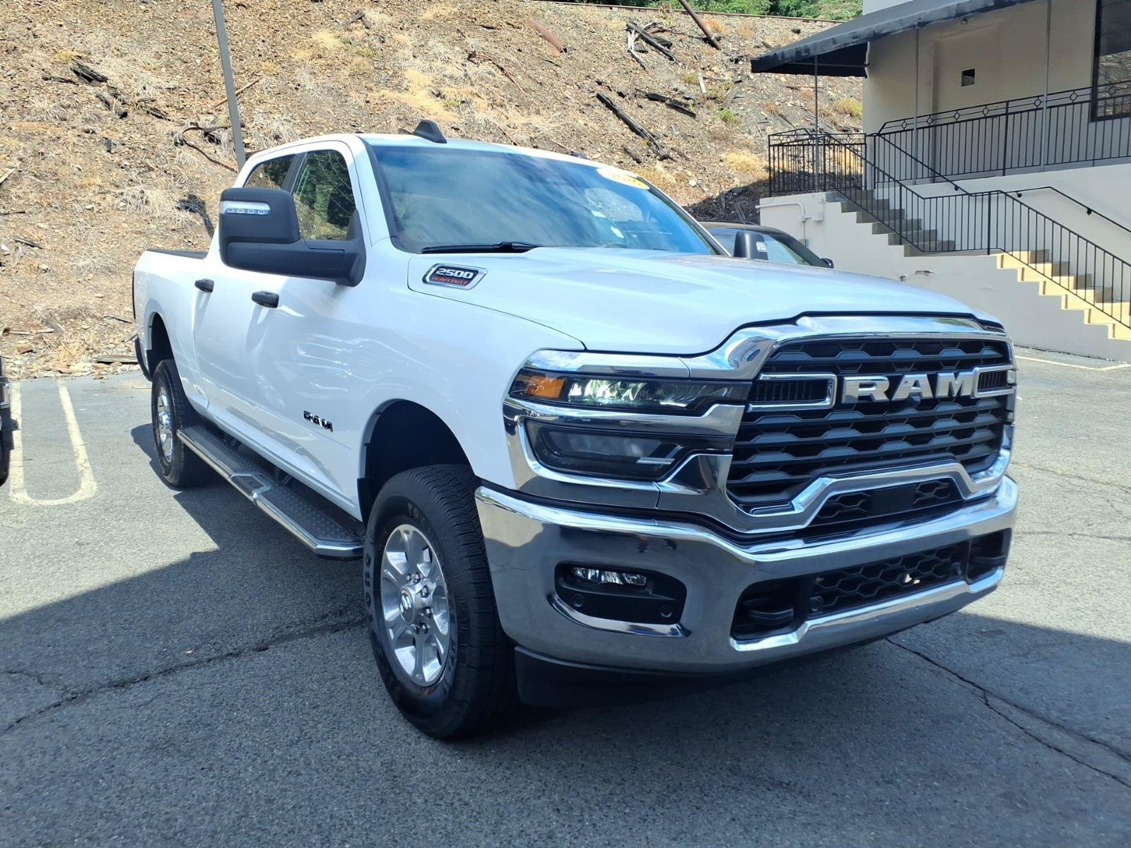 Used 2026 RAM 2500 Big Horn AWD/4WD image 3