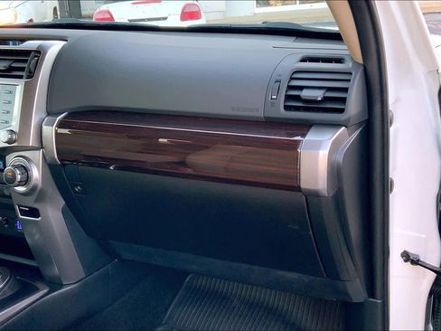 Used 2023 Toyota 4Runner Limited image 18