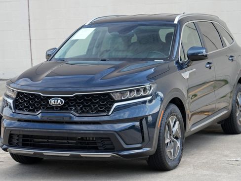Used 2021 Kia Sorento S FWD image 47