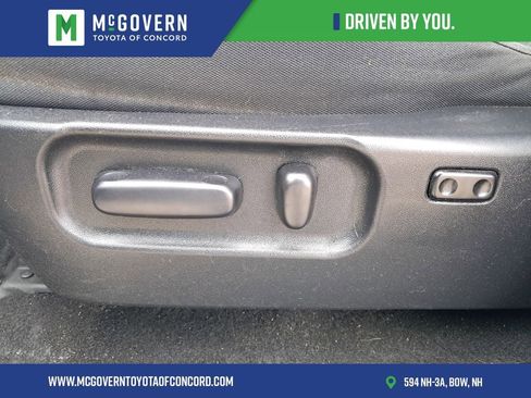 Used 2021 Toyota Tacoma TRD Sport AWD/4WD image 16