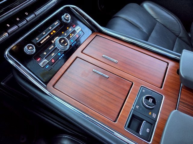 Used 2023 Lincoln Navigator Reserve AWD/4WD image 27