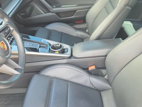 Used 2022 Porsche 911 Carrera RWD image 13