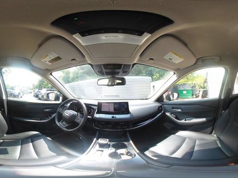 Used 2026 Nissan Rogue SL FWD image 39