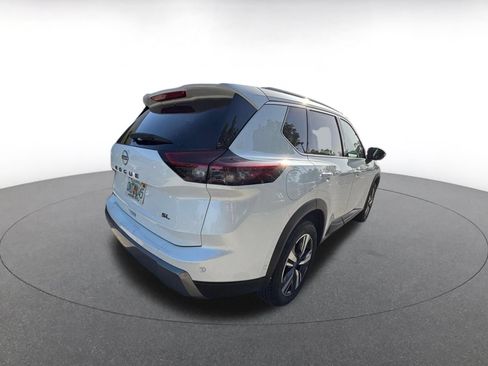 Used 2026 Nissan Rogue SL FWD image 7