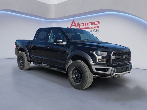 Used 2018 Ford F150 Raptor w/ Equipment Group 802A Luxury image 3