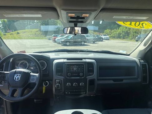Used 2019 RAM 1500 Express w/ Express Value Package AWD/4WD image 20