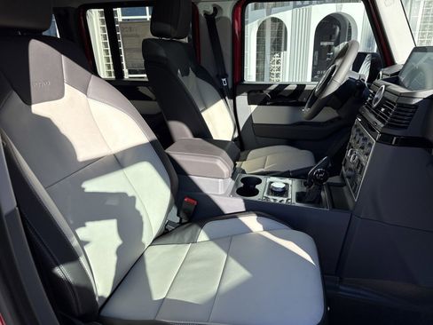 New 2025 INEOS Grenadier Fieldmaster Edition image 31