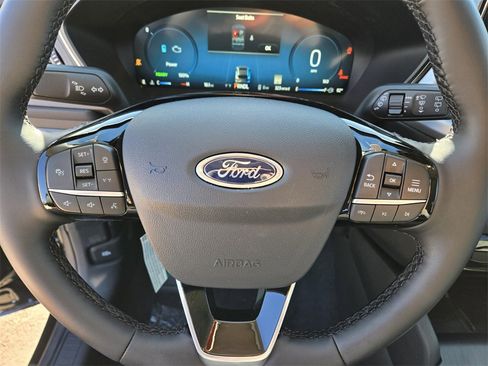 New 2024 Ford Escape SE w/ PHEV Premium Package image 12