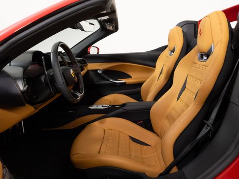 Used 2025 Ferrari 296 GTS RWD image 31