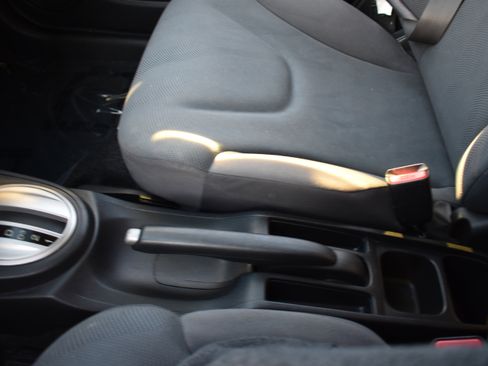 Used 2012 Honda Fit image 21