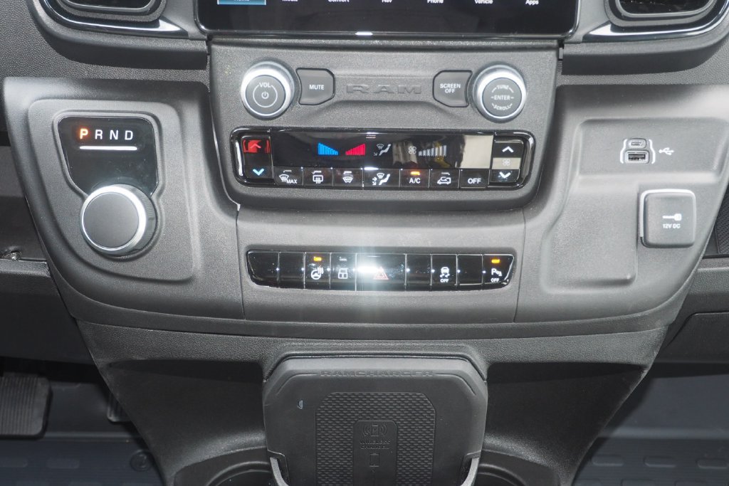 New 2025 RAM ProMaster 3500 FWD image 11