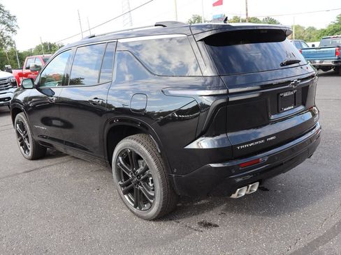 New 2026 Chevrolet Traverse High Country w/ LPO, Floor Liner Package AWD/4WD image 3