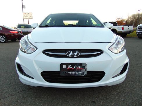 Used 2017 Hyundai Accent SE image 3