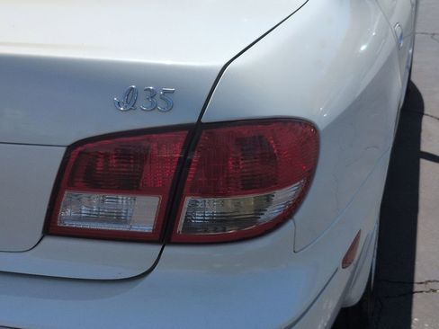 Used 2004 INFINITI I35 image 11