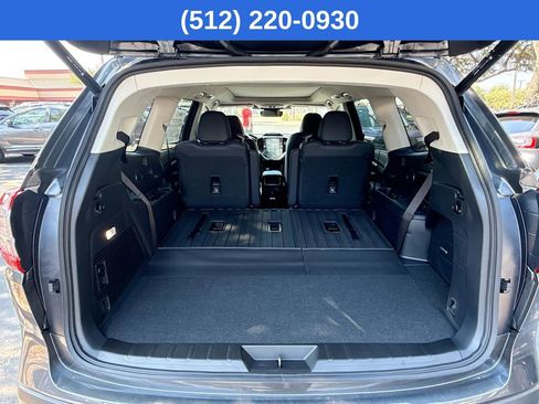 New 2025 Subaru Ascent Limited image 33