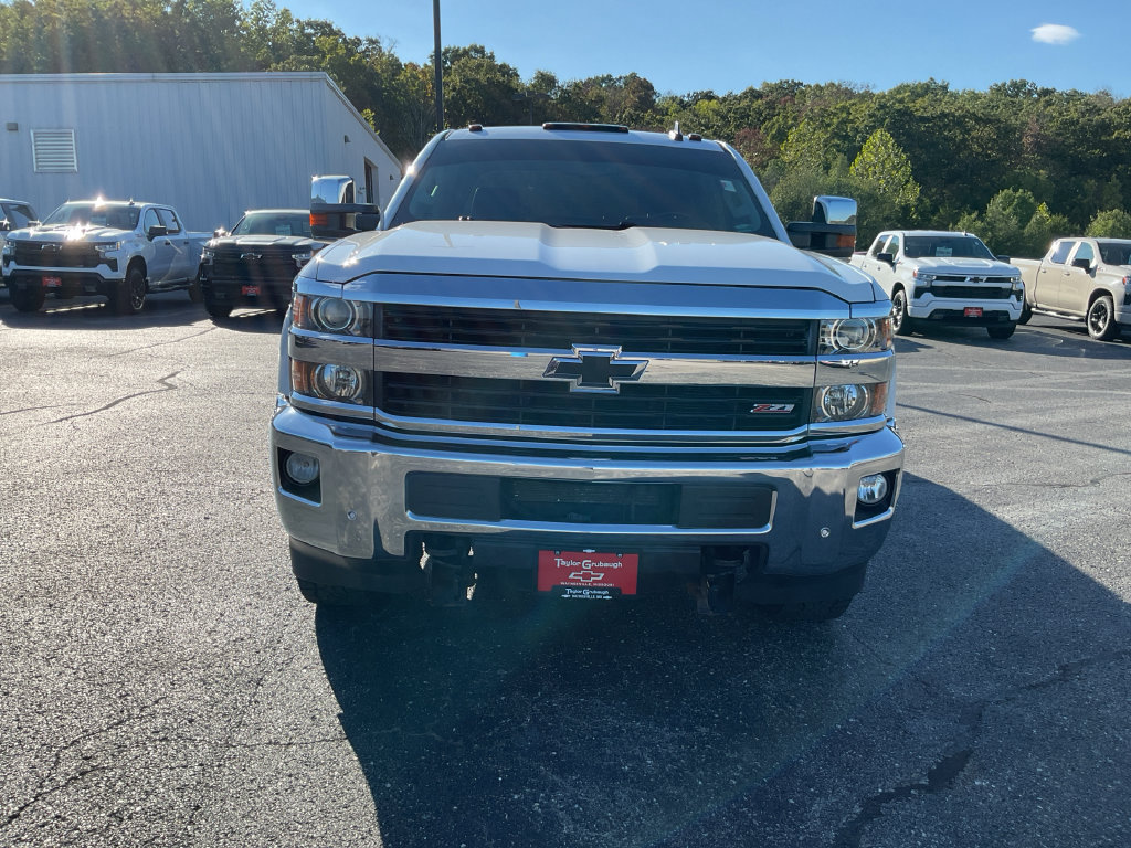 Used 2017 Chevrolet Silverado 2500 LTZ w/ Vortec Plus Package AWD/4WD image 3