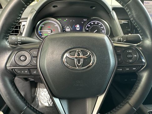 Used 2021 Toyota Camry XSE image 22