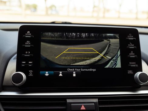 Used 2019 Honda Accord Sport image 31