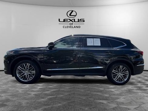 Used 2023 Acura MDX SH-AWD w/ Advance Package image 3