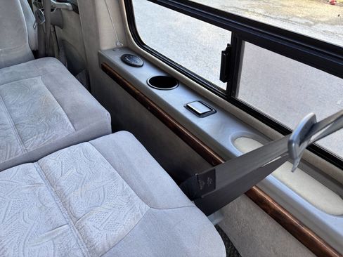 Used 2003 Ford E-150 and Econoline 150 image 15