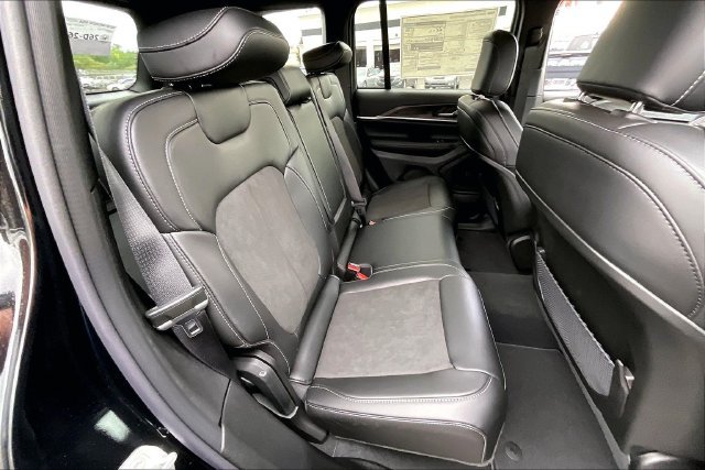 New 2026 Jeep Grand Cherokee 4WD image 27