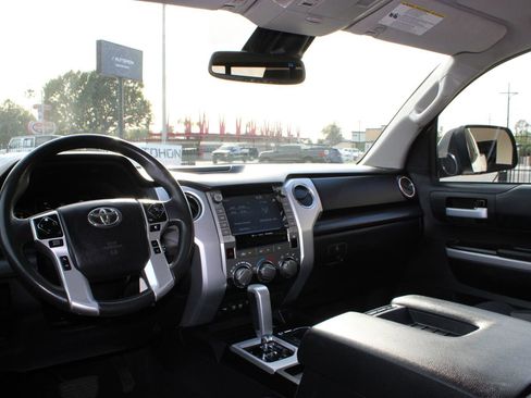 Used 2021 Toyota Tundra SR5 w/ SR5 Upgrade Package image 19