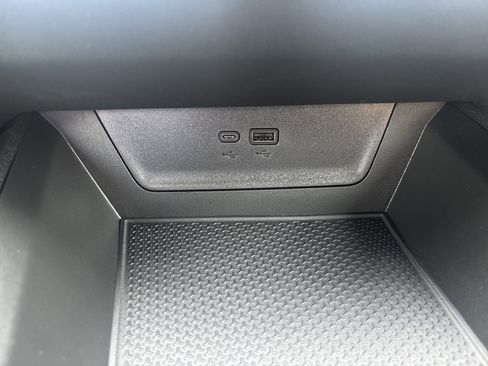 New 2026 Chevrolet Equinox ACTIV w/ LPO, Floor Liner Package image 22