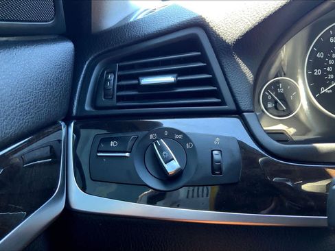 Used 2016 BMW 528i Sedan image 31
