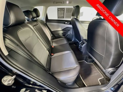 Used 2023 Volkswagen Taos SE AWD/4WD image 27