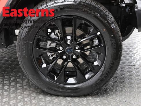 Used 2025 Jeep Wrangler Unlimited Sahara image 31