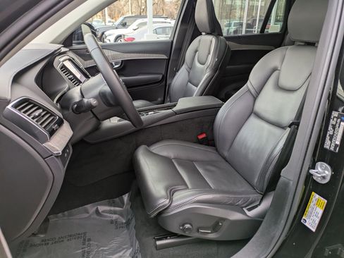 Certified 2024 Volvo XC90 T8 Ultimate w/ Protection Package Premier image 26